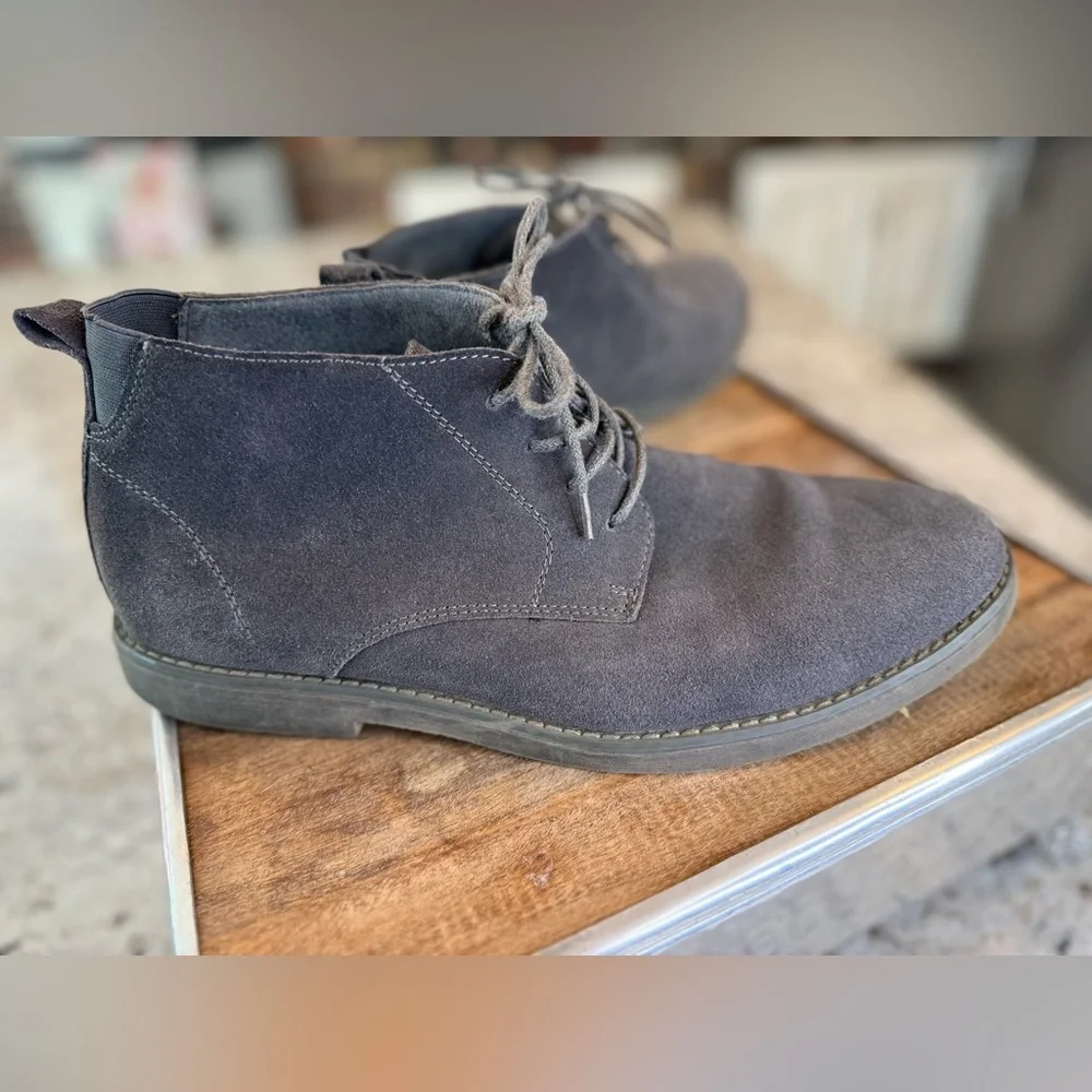 BRUNO MARC Gray Suede Boots‎